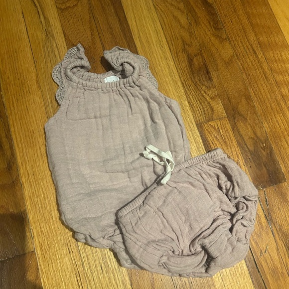 Pink Ruffled Baby Romper - Picture 4 of 4